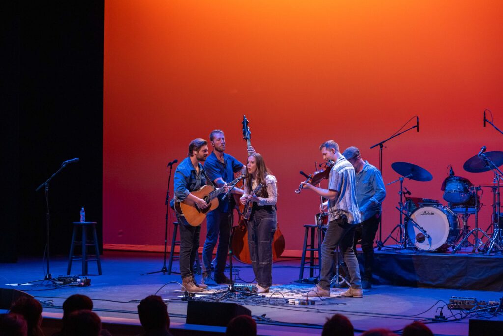 Series Spruce Peak Unplugged