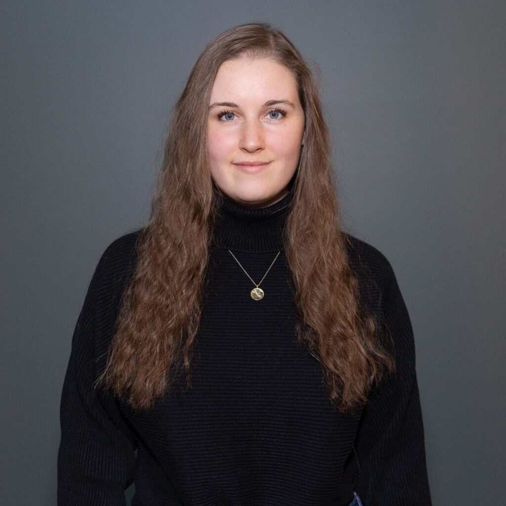 Staff Gracie Loggins scaled e1780516139788